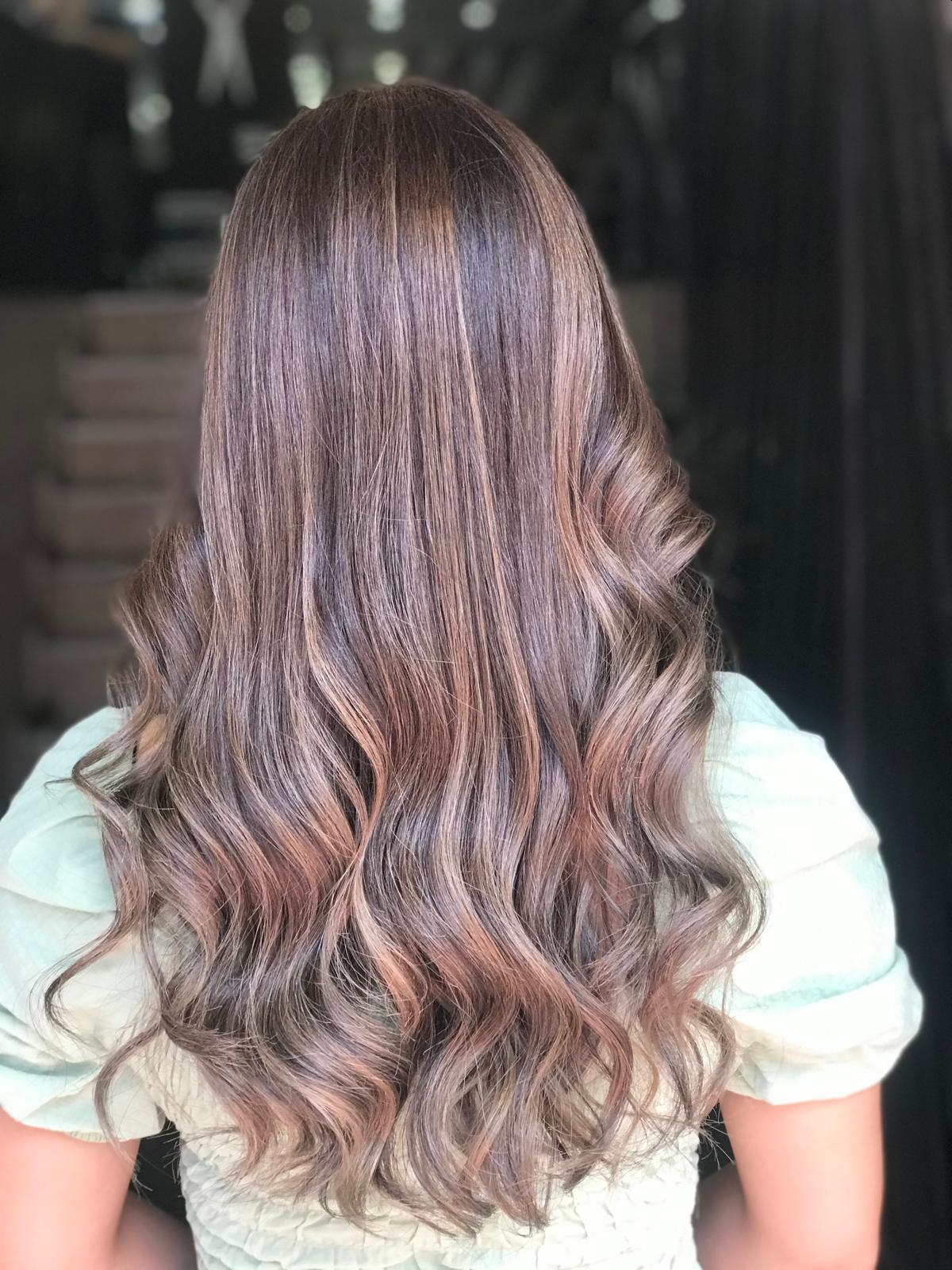 10 · Aura Hair Studio
