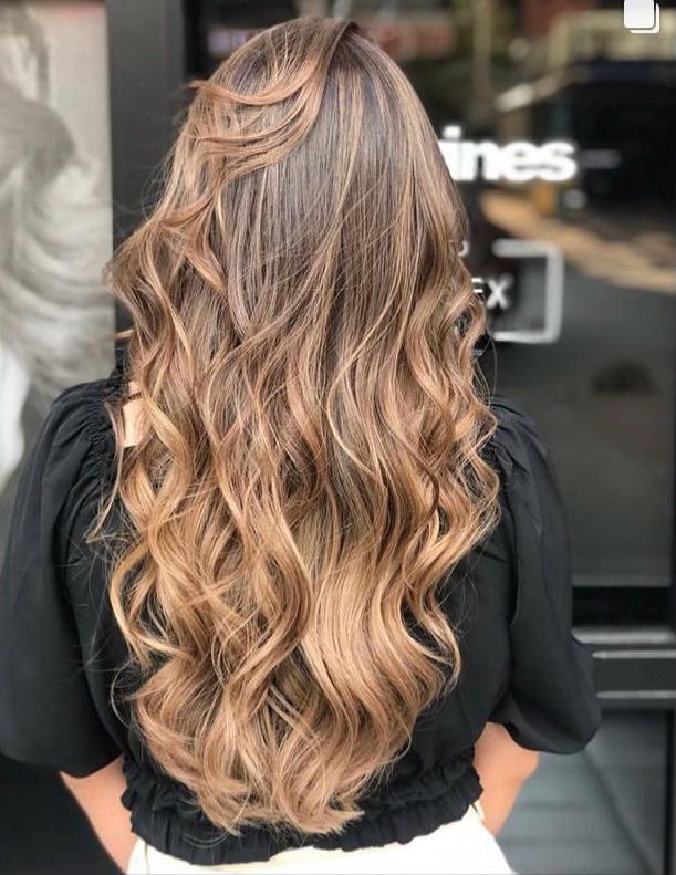 16 · Aura Hair Studio