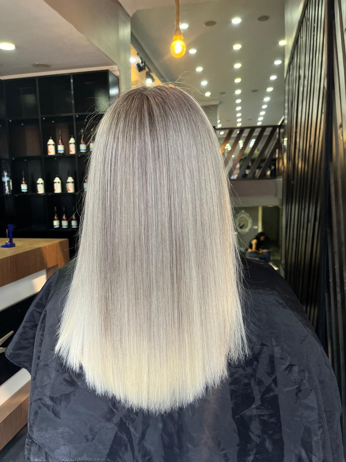 22 · Aura Hair Studio